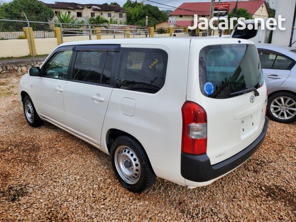 Toyota Probox 1,5L 2016-2