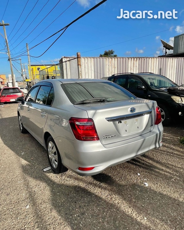 Toyota Axio 1,5L 2016-11
