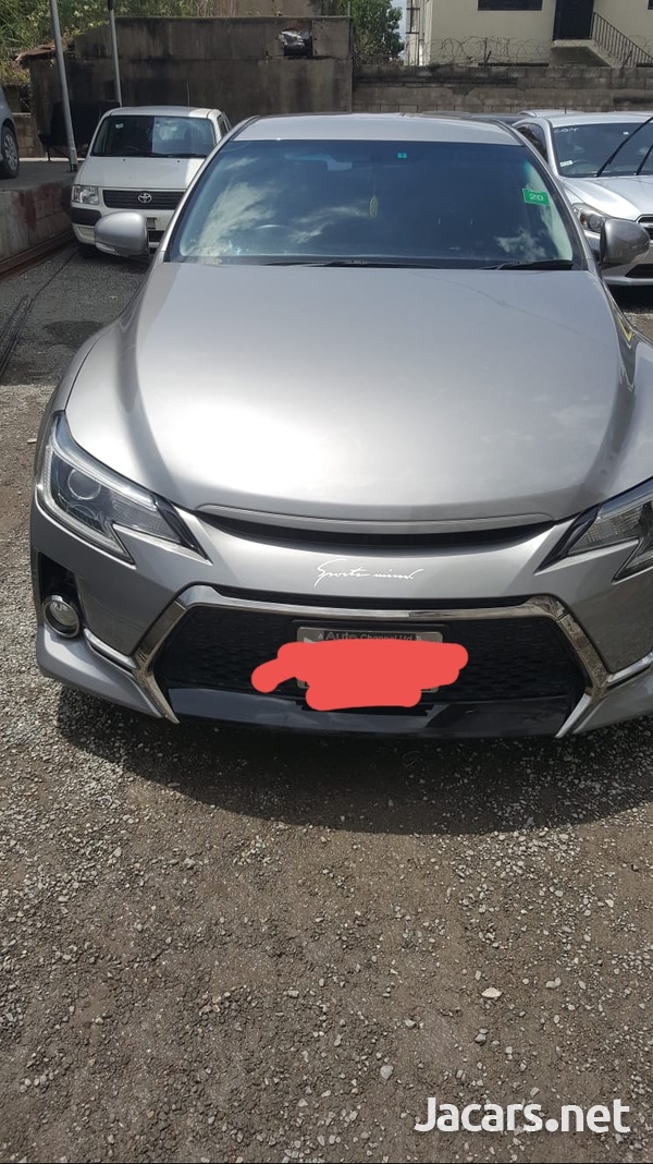 Toyota Mark X 2,5L 2013-2