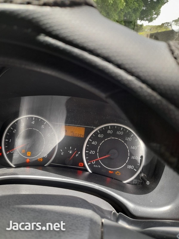 Toyota Wish 2,0L 2011-9