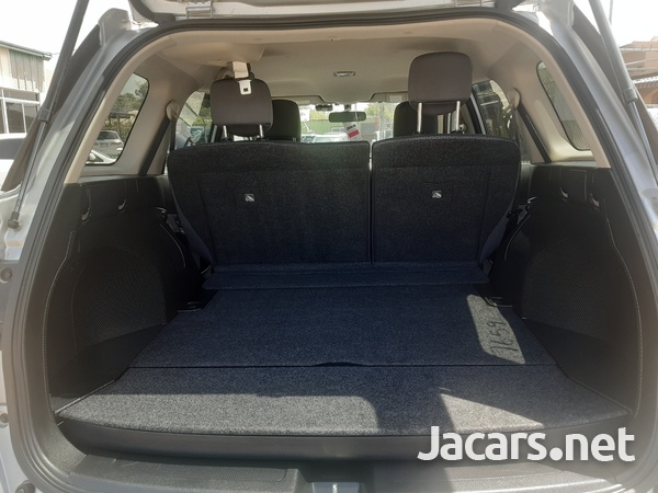 Nissan Wingroad 1,5L 2016-8
