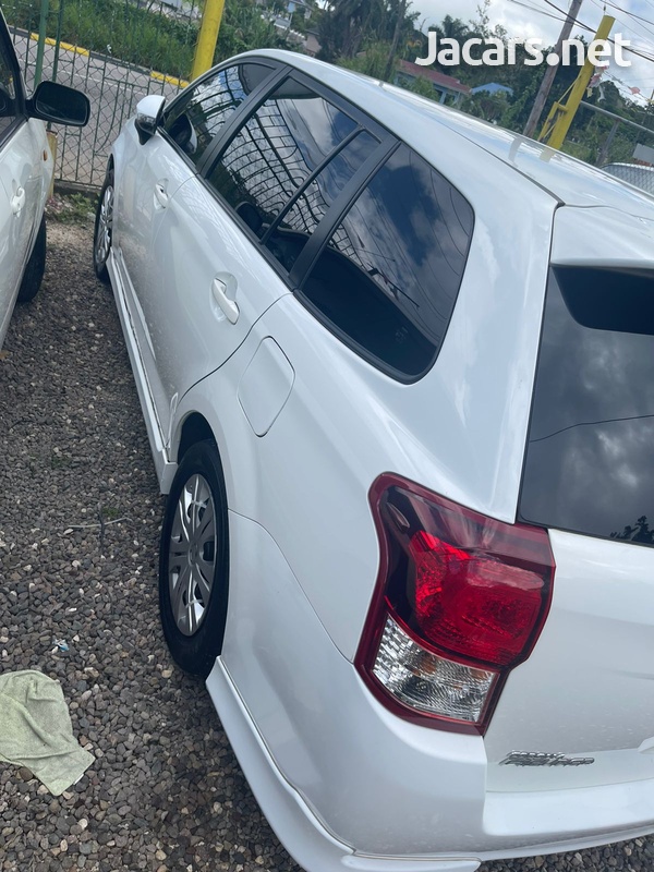 Toyota Fielder 1,5L 2014-5