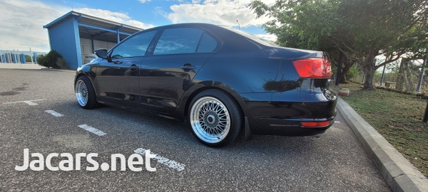 Volkswagen Jetta 1,4L 2012-6
