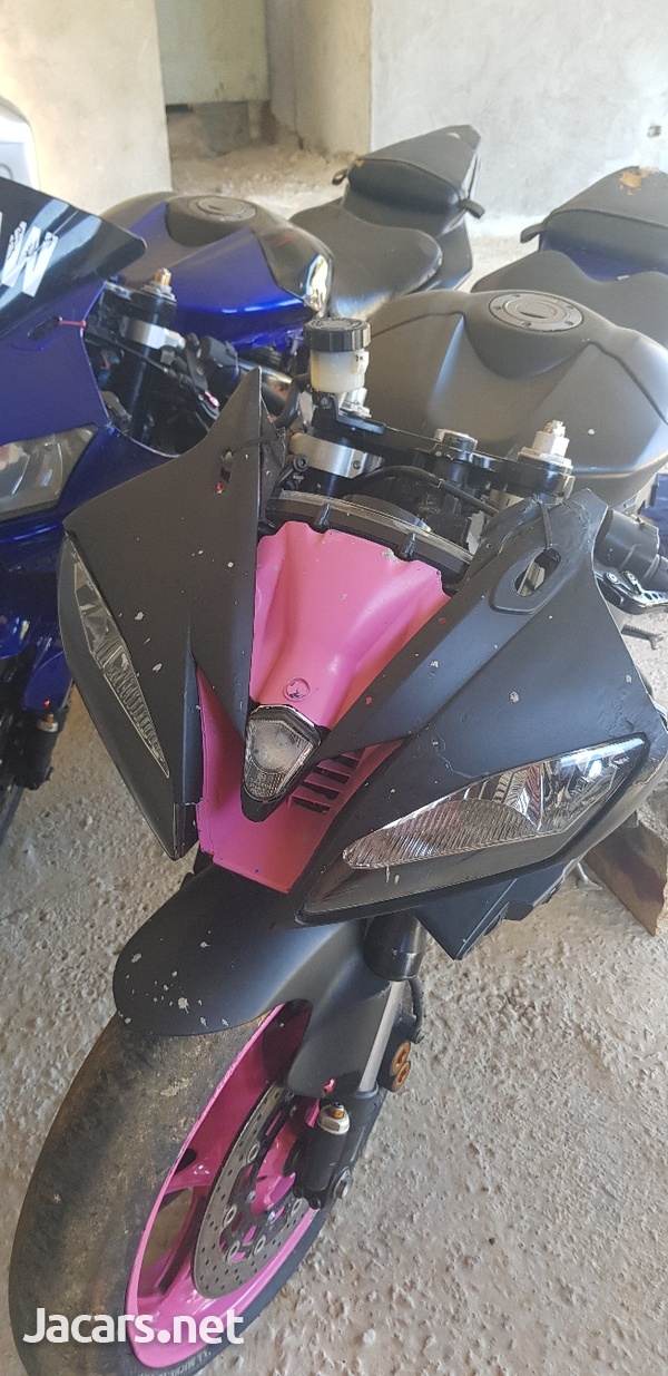 R6 BIKES-1