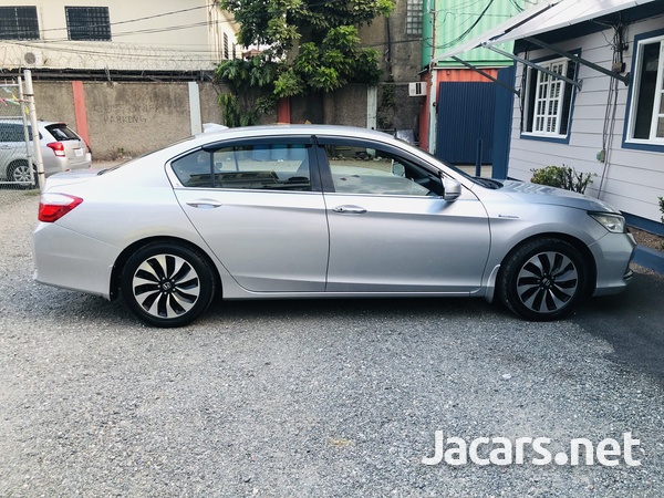 Honda Accord 2,0L 2013-4