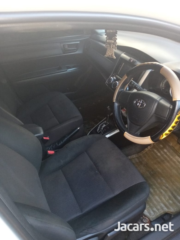 Toyota Fielder 1,5L 2014-5