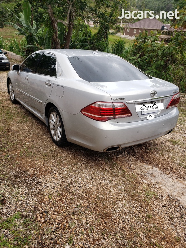 Toyota Crown 3,5L 2010-8
