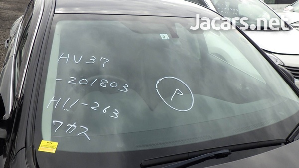Nissan Skyline 3,5L 2014-7