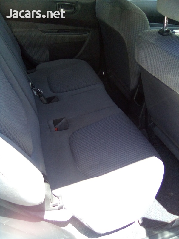 Nissan Wingroad 1,5L 2016-6