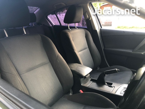 Mazda Axela 1,6L 2011-6
