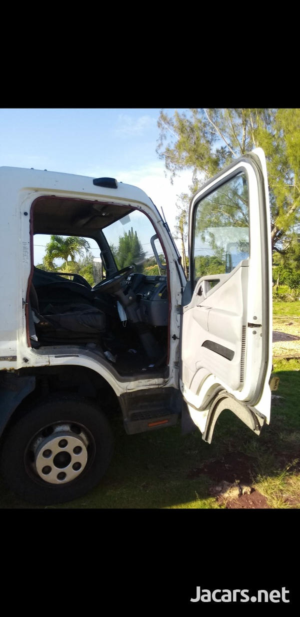 Tipper truck 7.5 tone-1