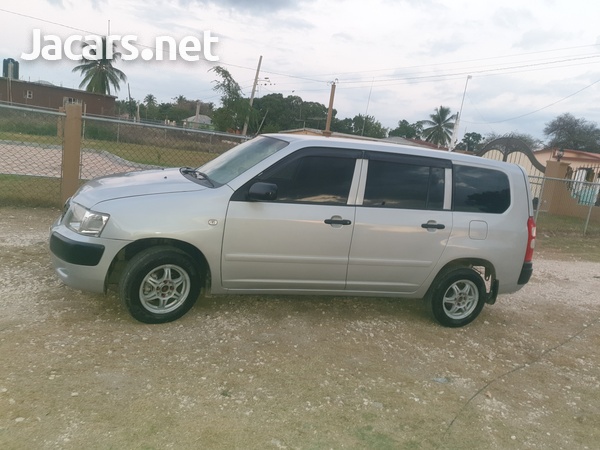 Toyota Succeed 1,5L 2012-3