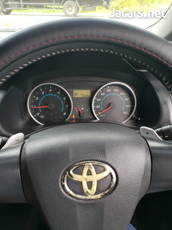 Toyota Wish 1,8L 2009-7