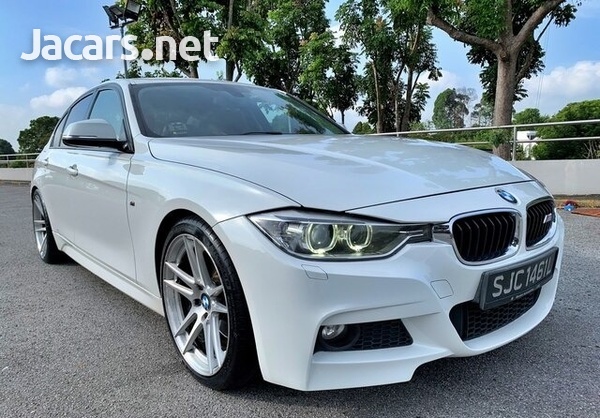 BMW 3-Series 2,0L 2013-1