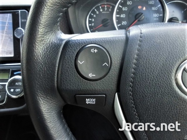 Toyota Axio 1,5L 2013-14
