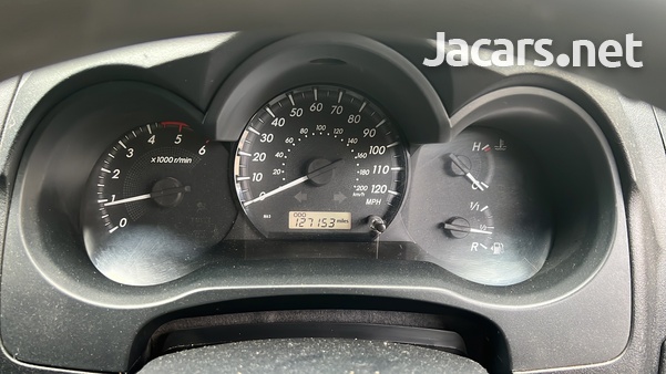 Toyota Hilux 3,0L 2014-6