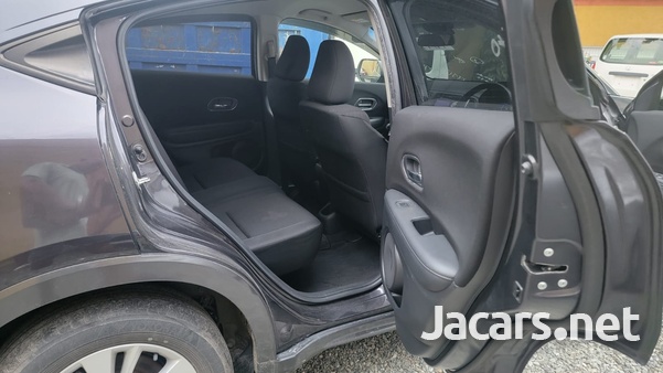 Honda Vezel 1,5L 2014-7