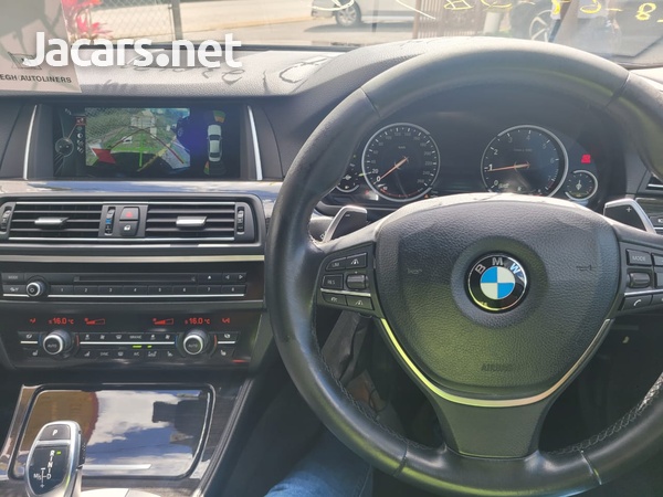 BMW 5-Series 2,5L 2014-12