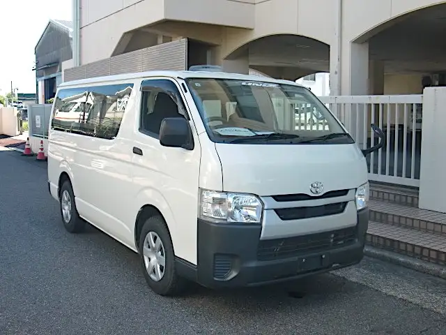 2023 Toyota Hiace bus, Kingston