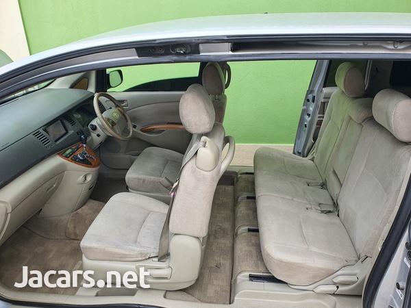 Toyota Isis 1,8L 2010-5