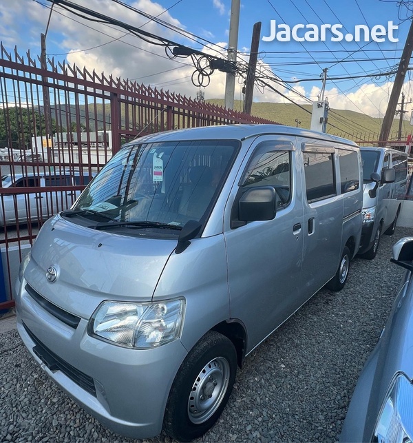 2017 Toyota Townace-1