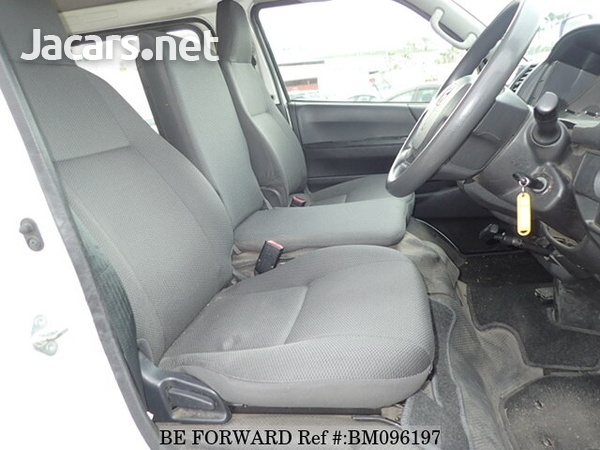 Toyota Hiace 3,0L 2017-9