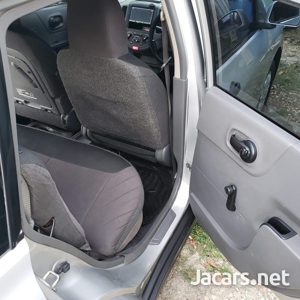 Nissan AD Wagon 1,5L 2013-6