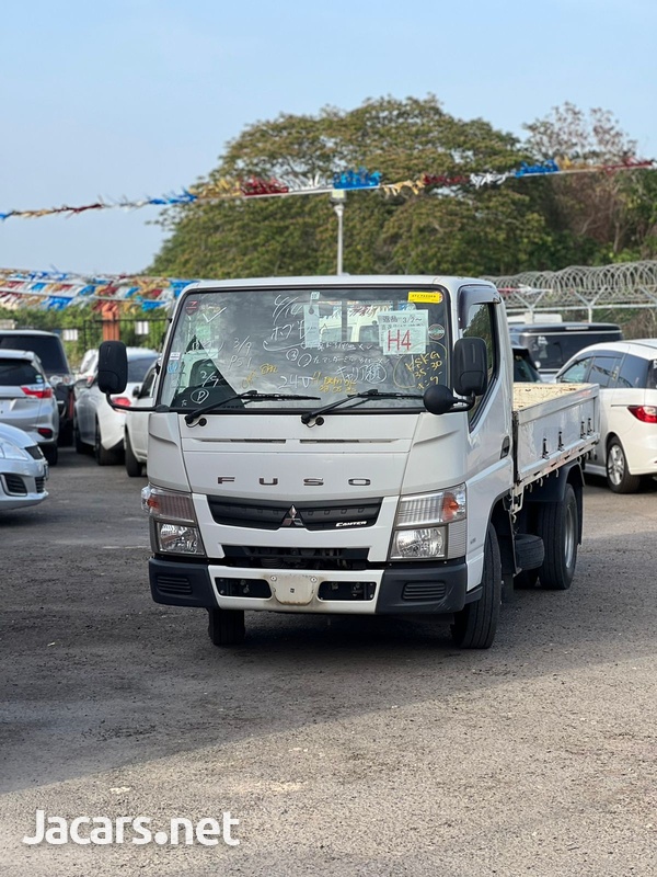 Mitsubishi Fuso 2013-6
