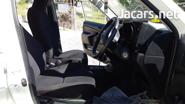 Toyota Probox 1,5L 2017-6