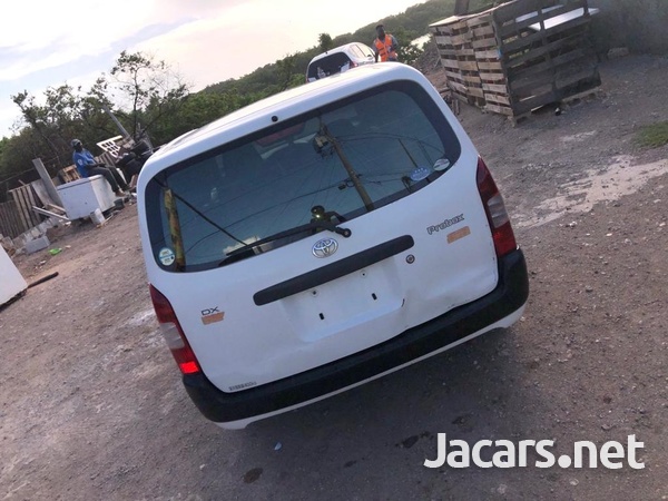Toyota Probox 1,5L 2012-2