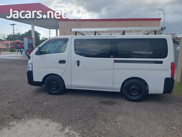 Nissan Caravan 2,0L 2014