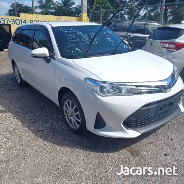 Toyota Fielder 1,5L 2017 №2364573 in Saint Mary Fielder sell, buy