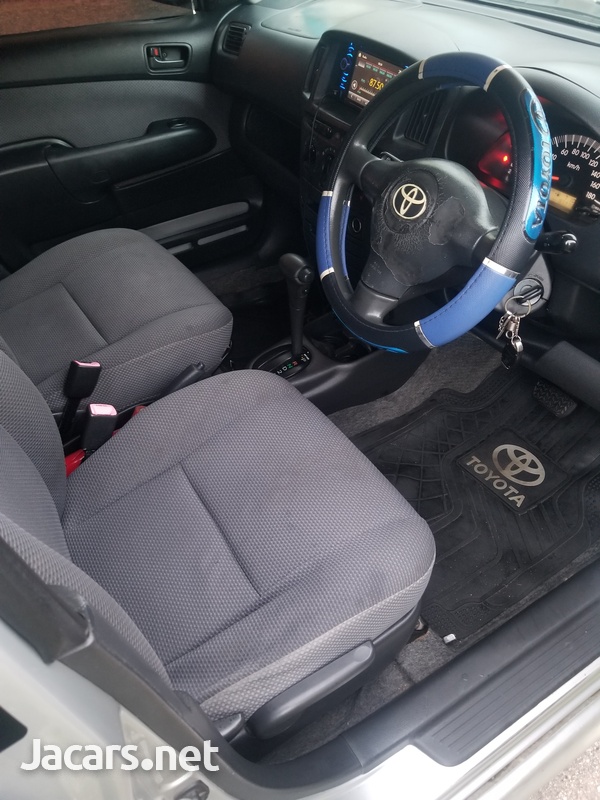 Toyota Succeed 1,5L 2013-6