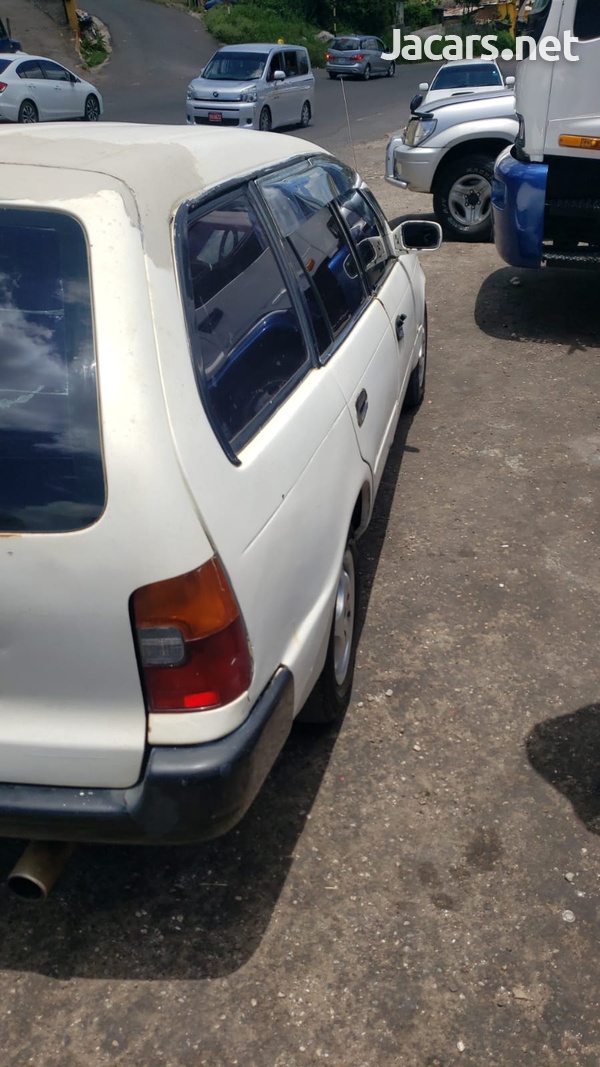 Toyota Corolla 1,5L 1995-4