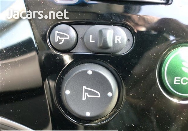 Honda Grace 1,5L 2015-9