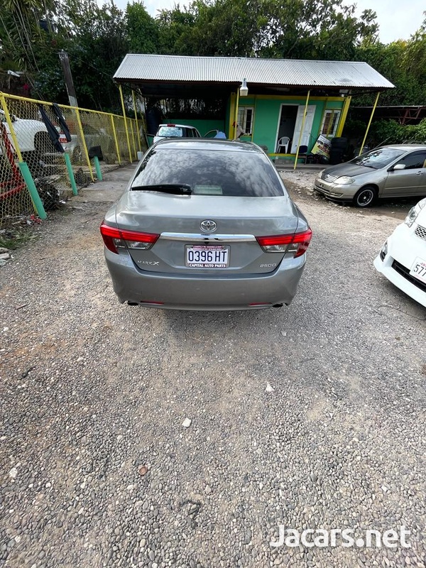 Toyota Mark X 2,5L 2013-7