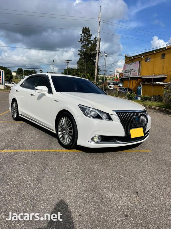 Toyota Crown 3,5L 2014-1