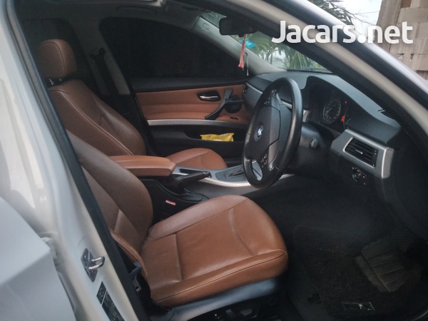 BMW 3-Series 1,8L 2011-5