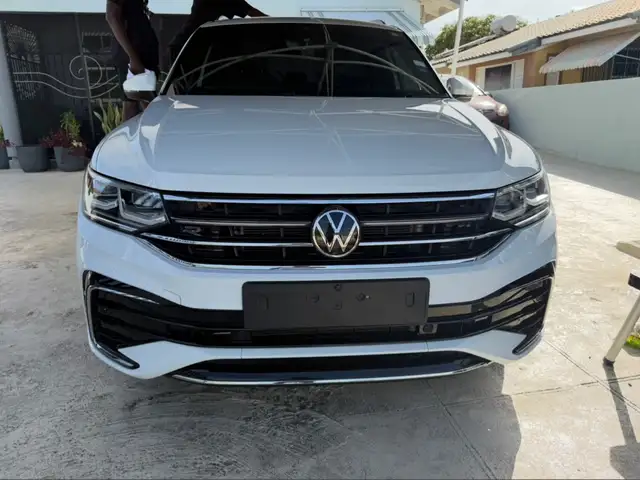 Volkswagen Tiguan 2,0L 2023, Saint Catherine - 2