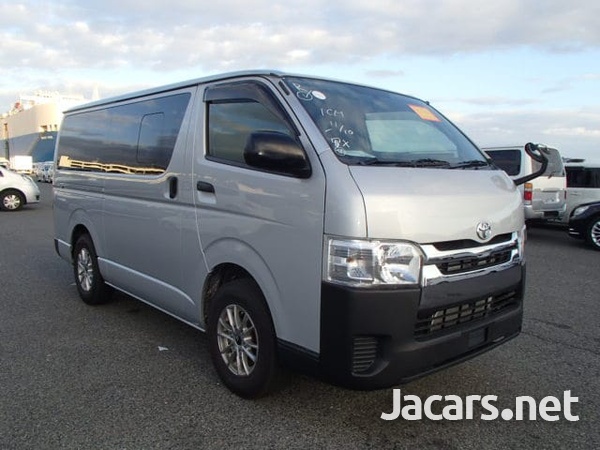 Toyota Hiace 2,0L 2017-1