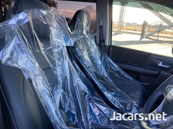 Honda Stepwgn Spada 2,0L 2014-2