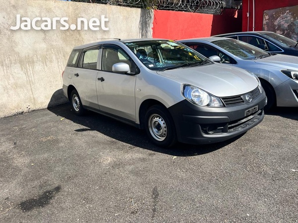 Nissan AD Wagon 1,5L 2016-9