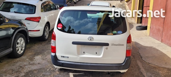 Toyota Probox 1,5L 2016-5