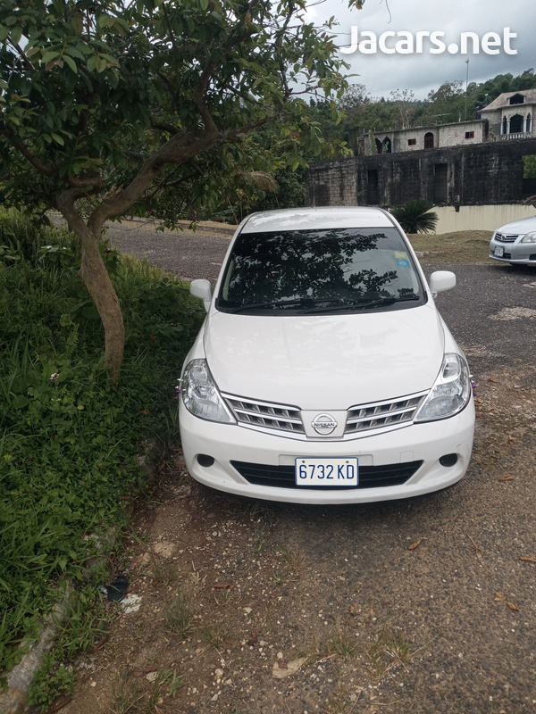 Nissan Tiida 1,3L 2008-6