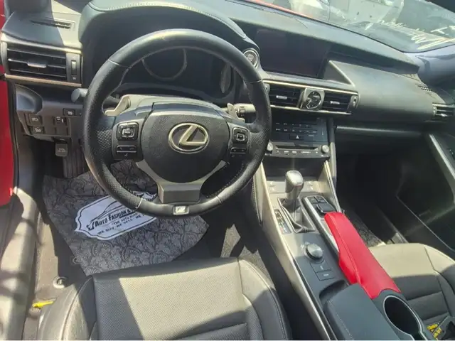 Lexus IS 2,0L 2017, Kingston - 8
