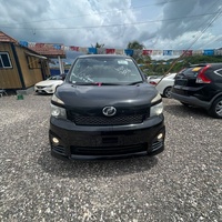 Toyota Voxy 2,0L 2013 Toyota Voxy 2,0L 2013
