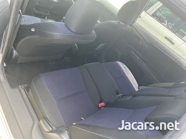 Toyota Wish 1,8L 2013-12