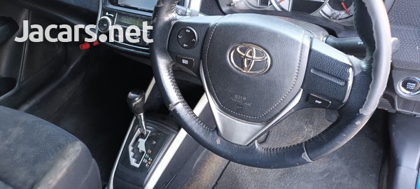 Toyota Fielder 1,8L 2014-10