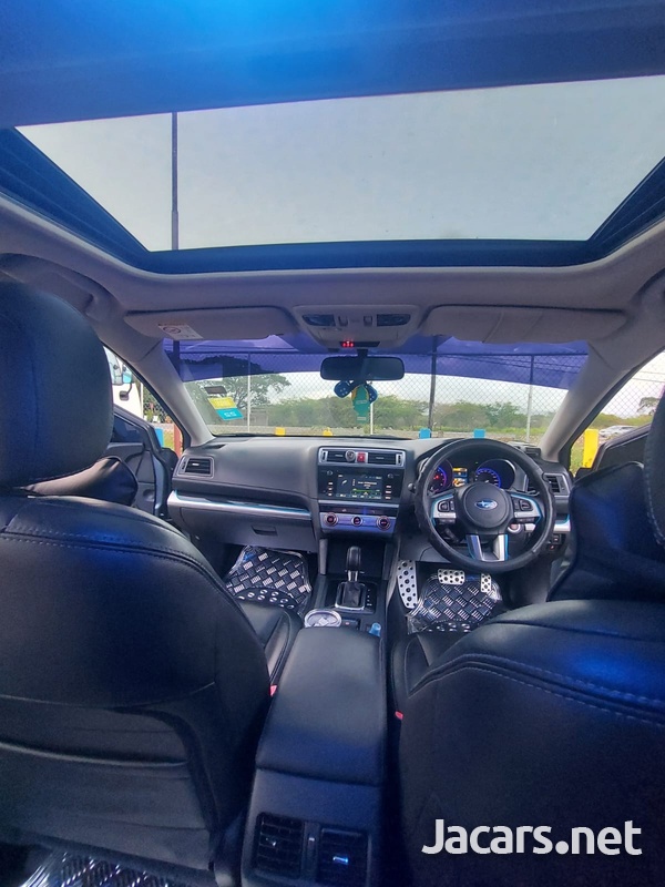 Subaru Legacy 2,5L 2015-5