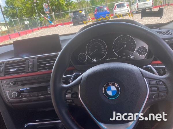 BMW 3-Series 2,0L 2013-5